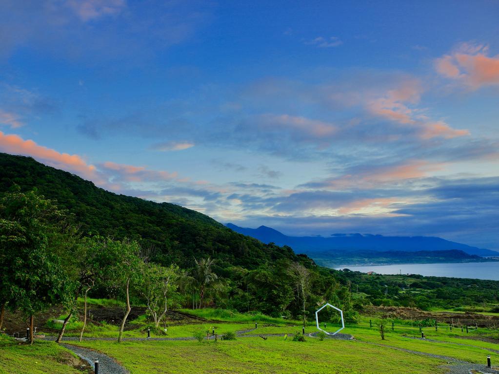 Taitung Sansiantai B&B 成功鎮 エクステリア 写真