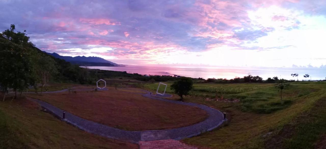Taitung Sansiantai B&B 成功鎮 エクステリア 写真